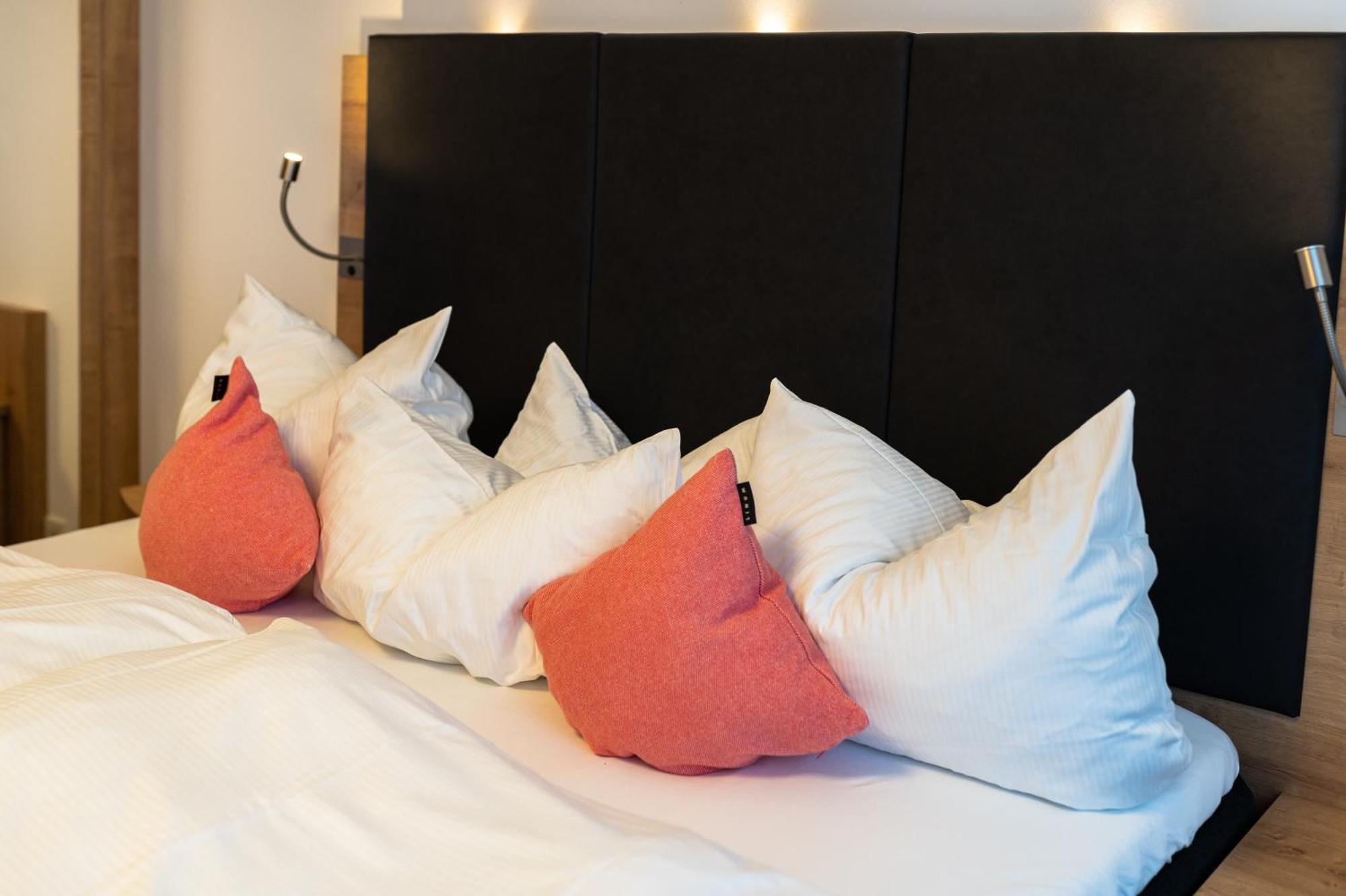 Hotel Zur Traube 오지그 객실 사진