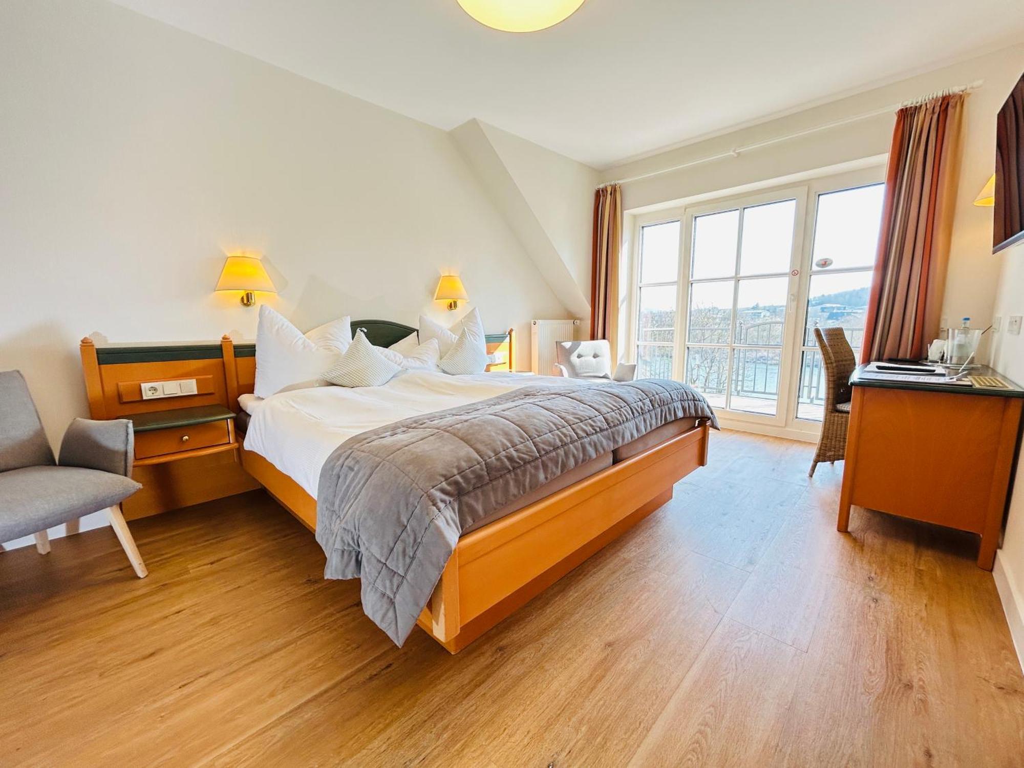 Hotel Zur Traube 오지그 객실 사진